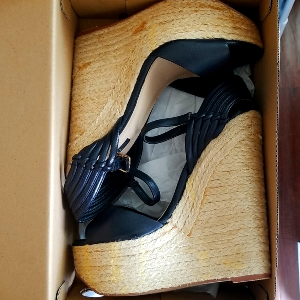 forever 21 brand, wedges!. size 6